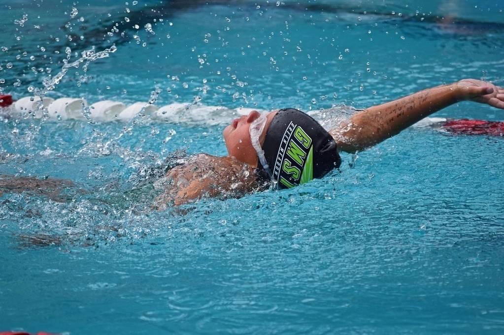 Les bases essentielles pour améliorer sa technique de natation